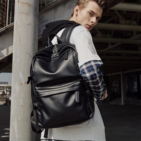 michael kors homme sac a dos|Sacs à dos en cuir pour homme .